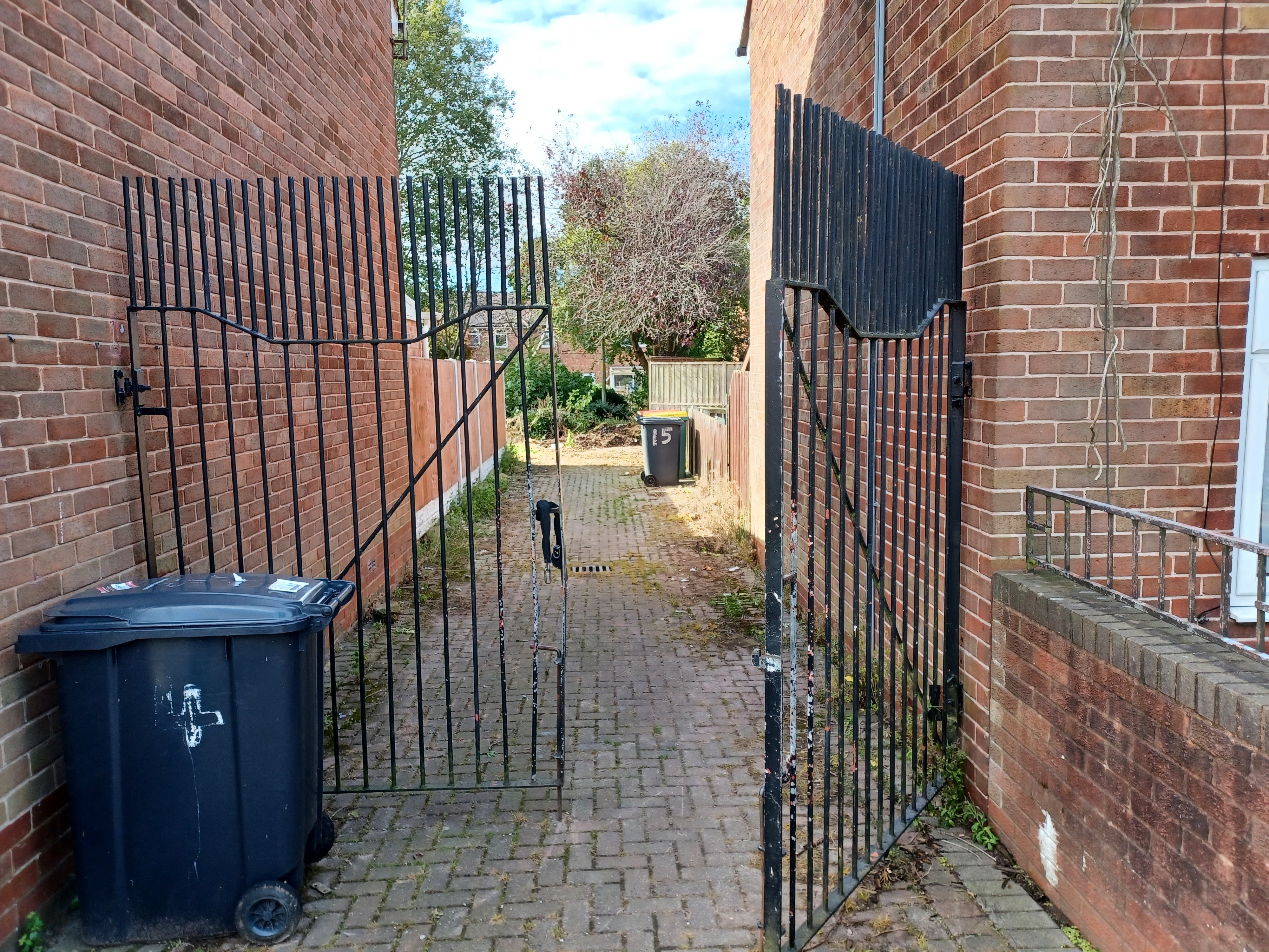 Maple Grove old gates before replaced with new ones