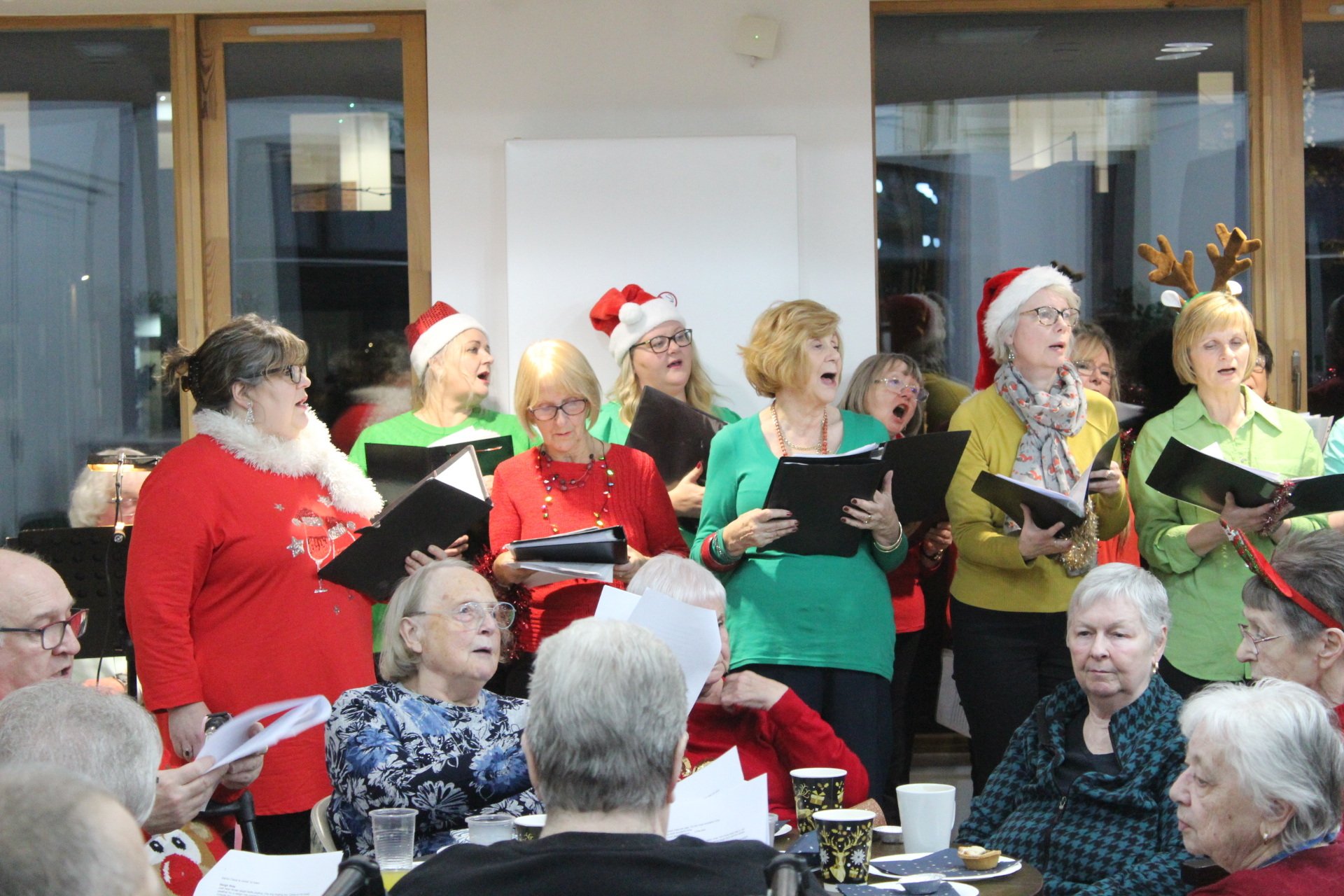 The Christmnas Choir at The Courtyards 5-2