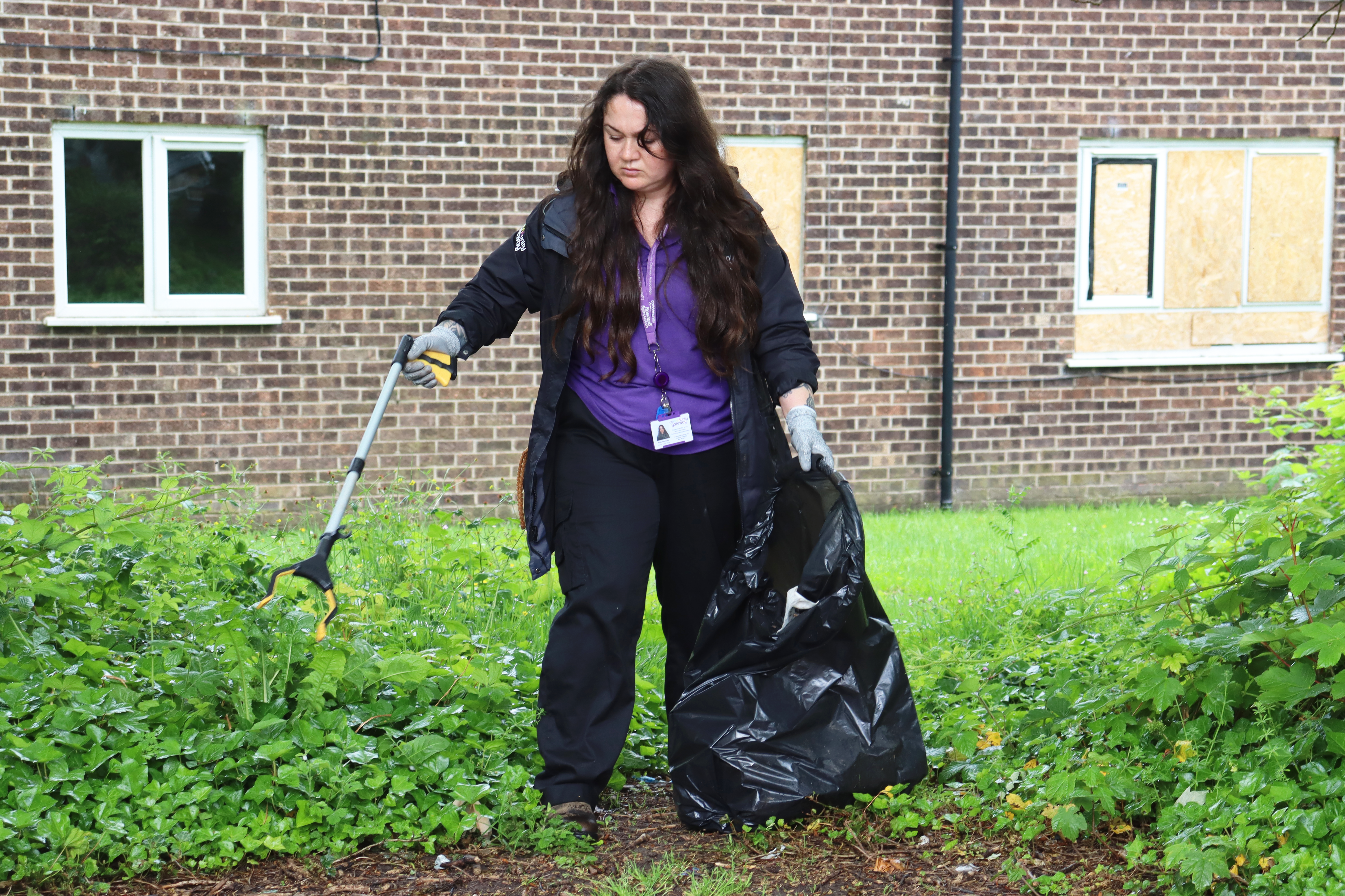 litter-pick-andrew-court-2